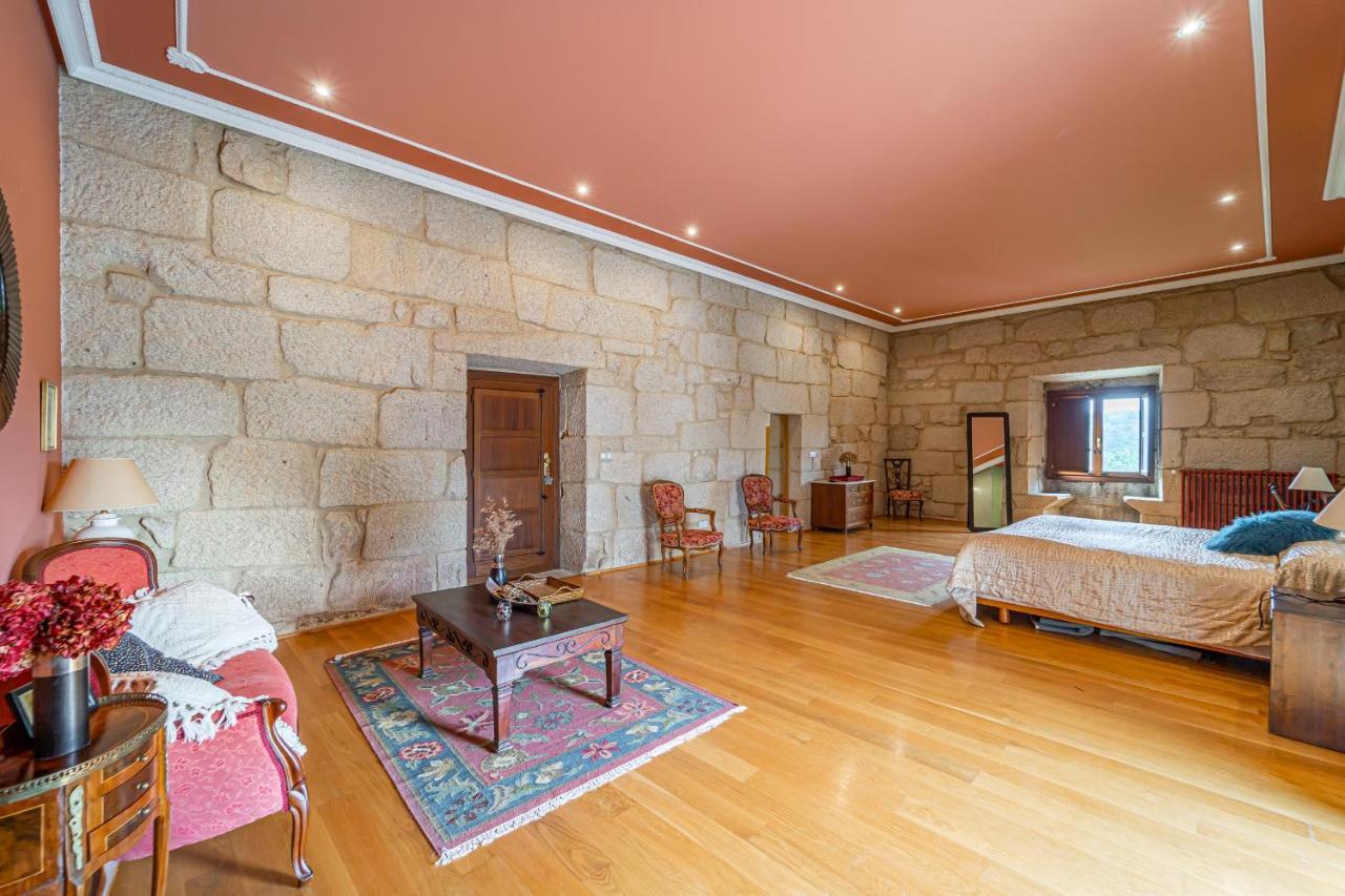 Casa Rural Pazo San Damian Amoeiro Luaran gambar